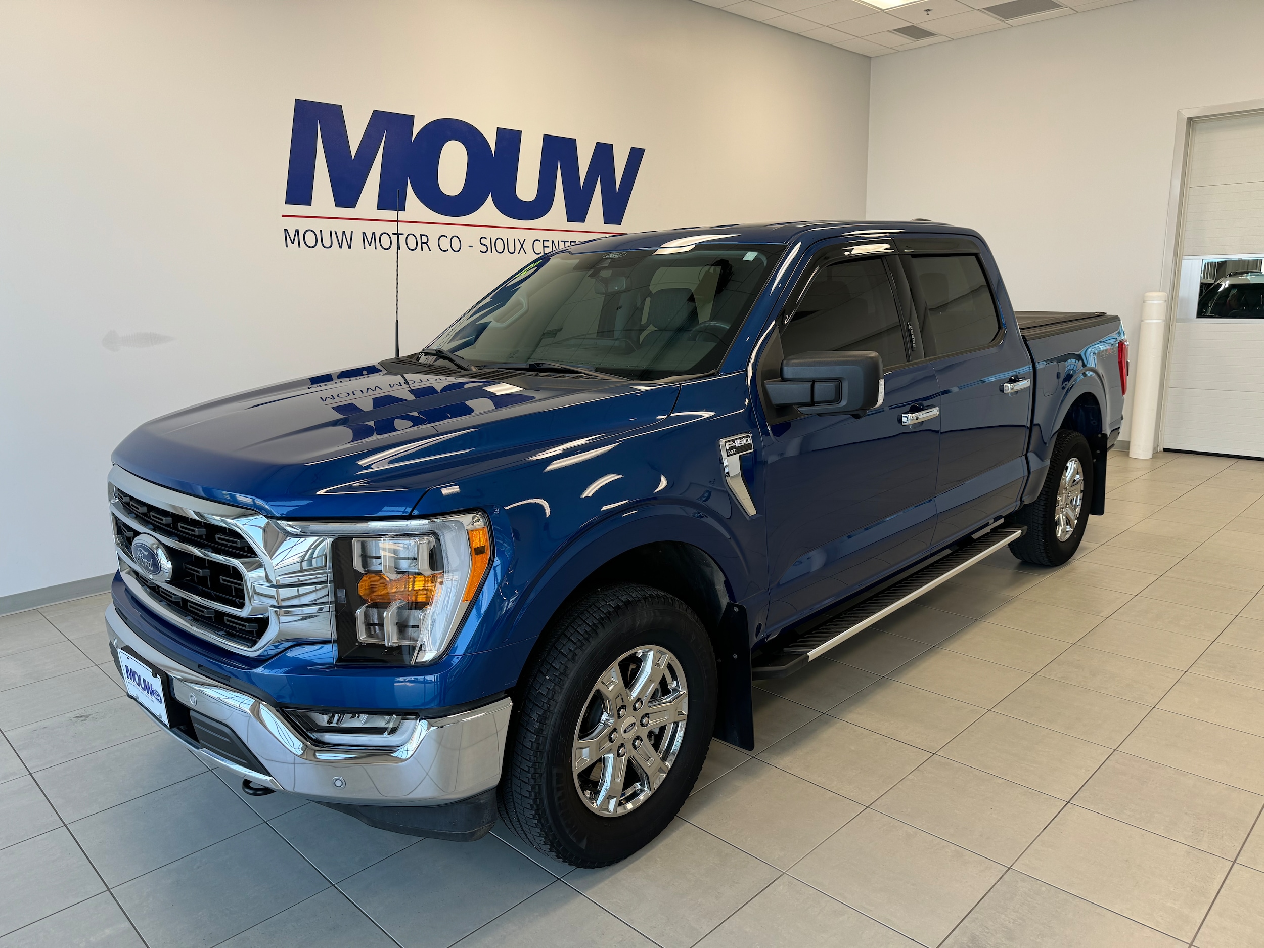 Used 2022 Ford F-150 XLT with VIN 1FTEW1EP3NKD56714 for sale in Sioux Center, IA