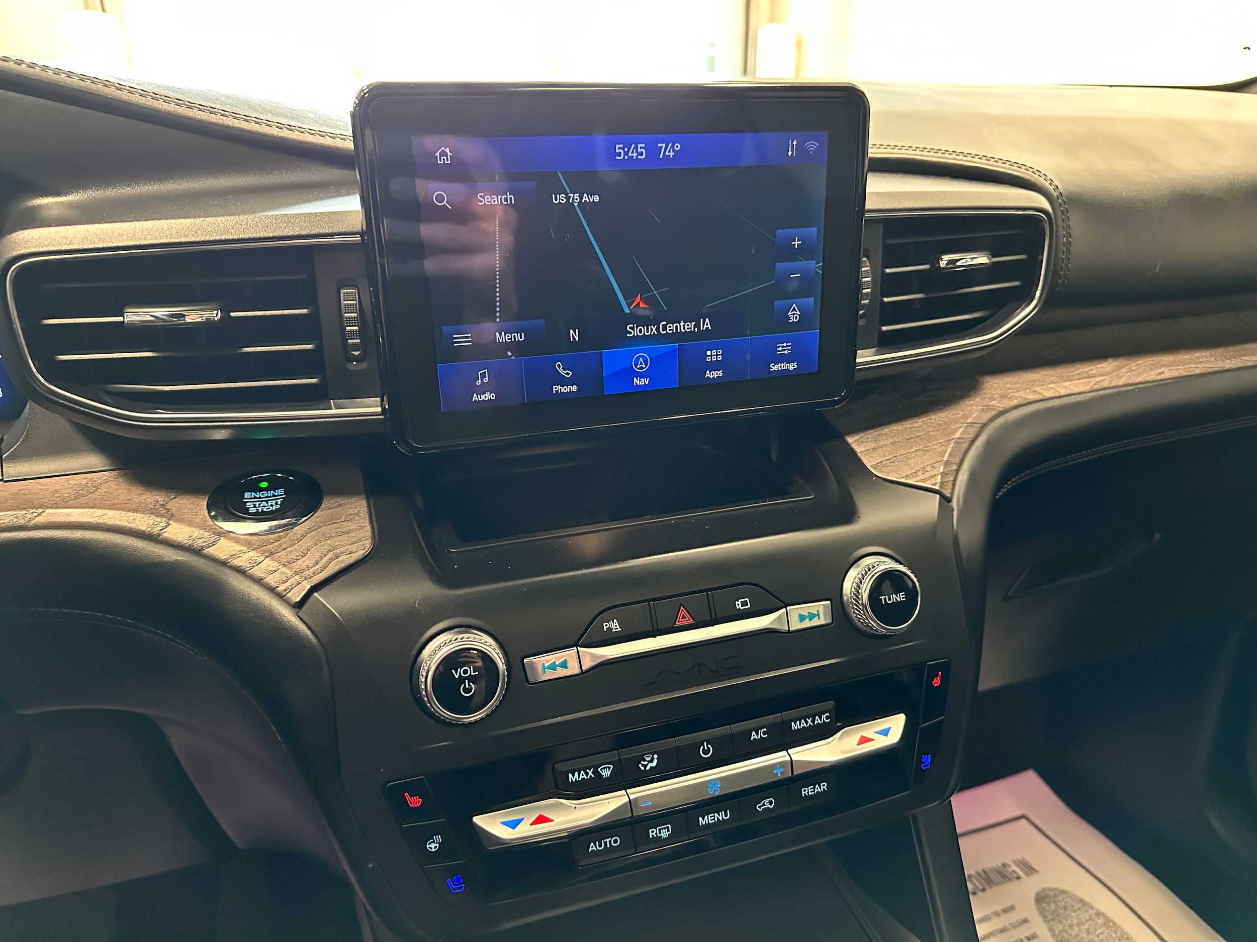 2020 Ford Explorer Platinum - Photo 18