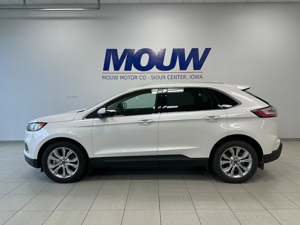 Used 2019 Ford Edge Titanium SUV
