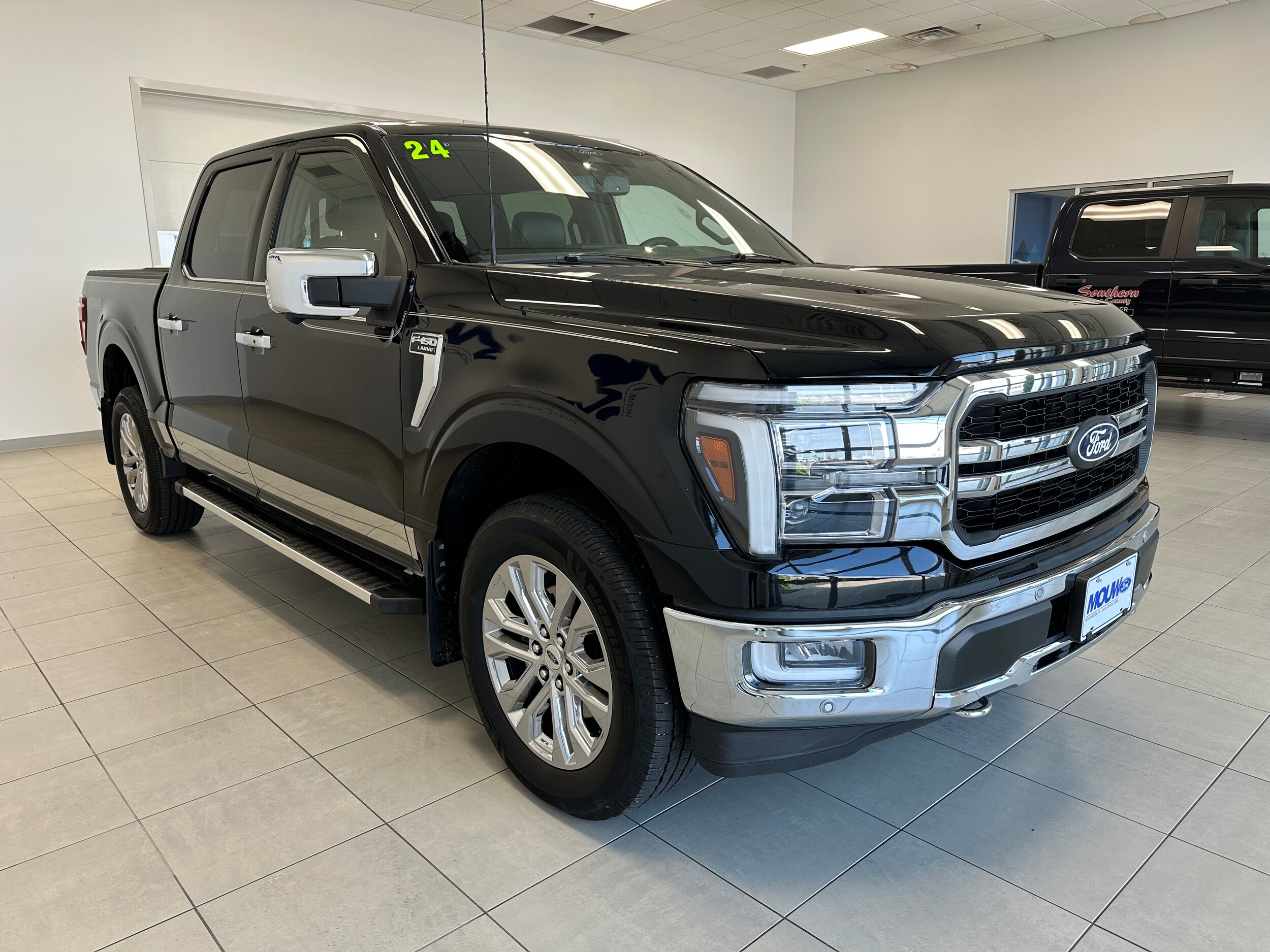 2024 Ford F-150 Lariat photo 4