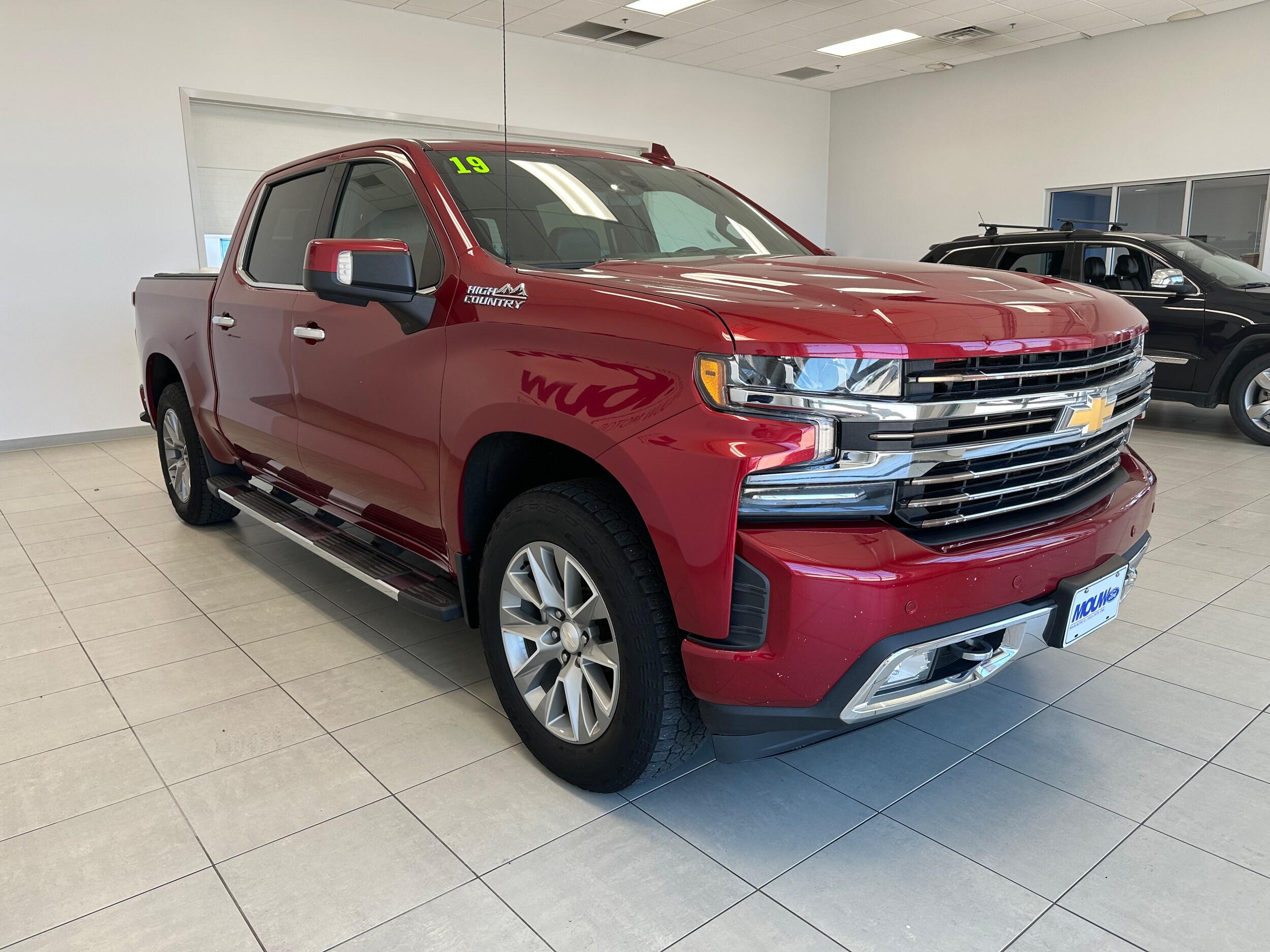 2019 Chevrolet Silverado 1500 High Country photo 4