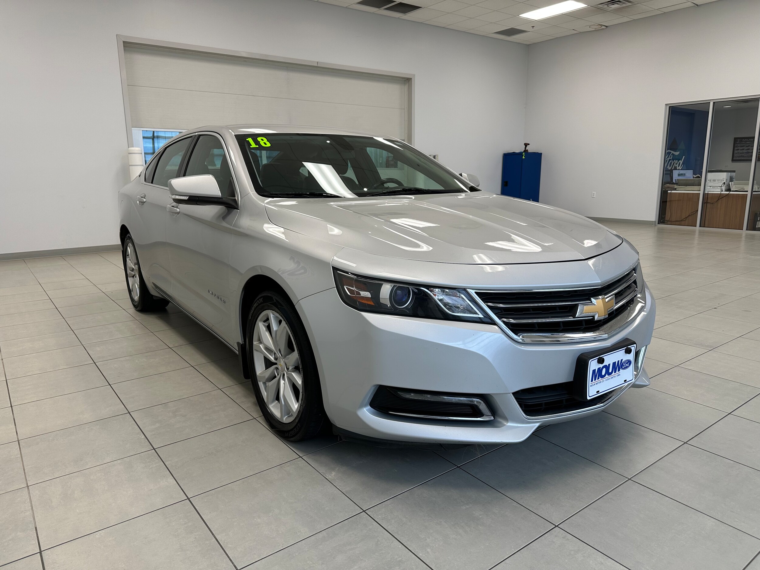 2018 Chevrolet Impala 1LT photo 4