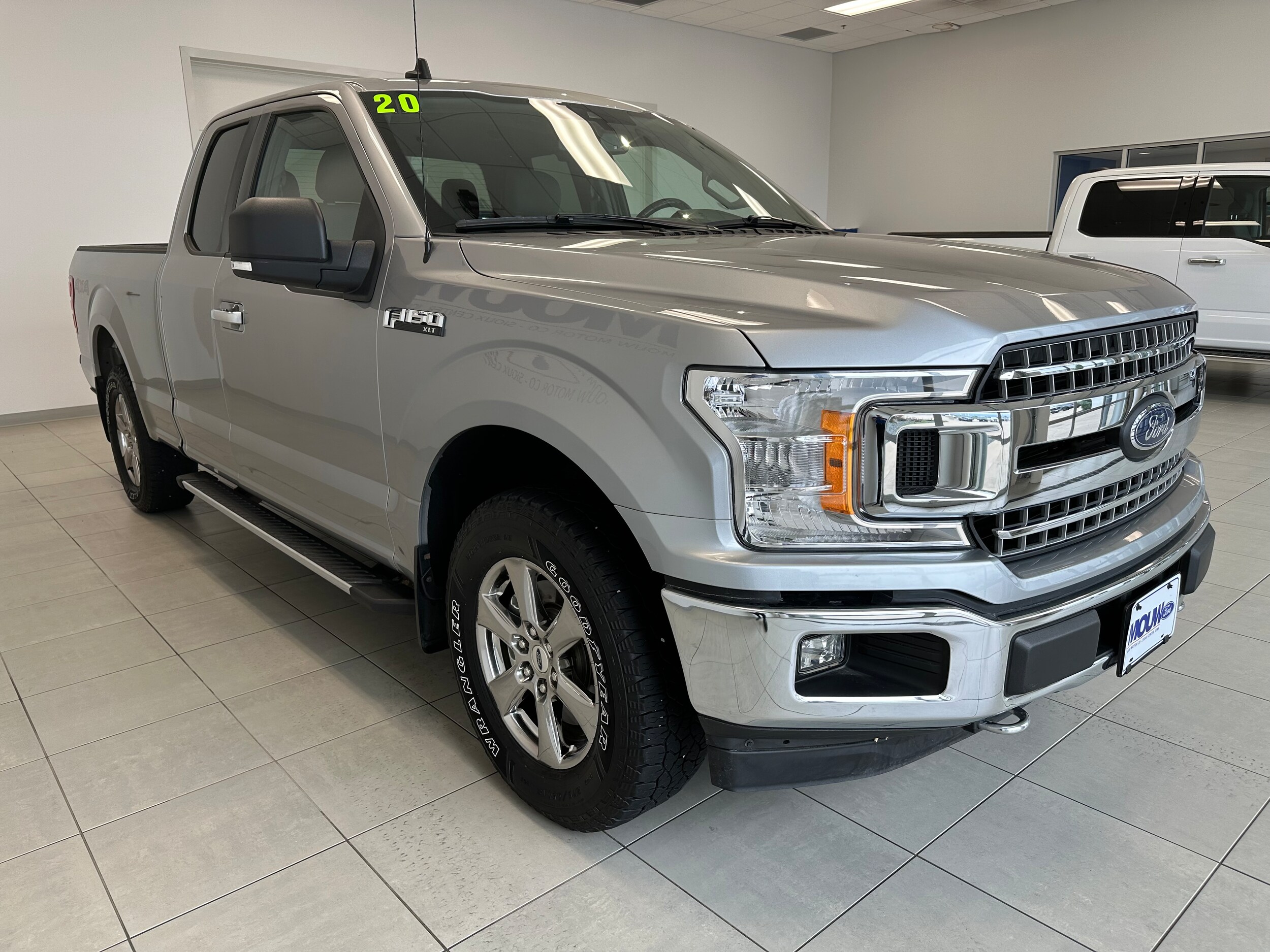 2020 Ford F-150 XLT photo 4