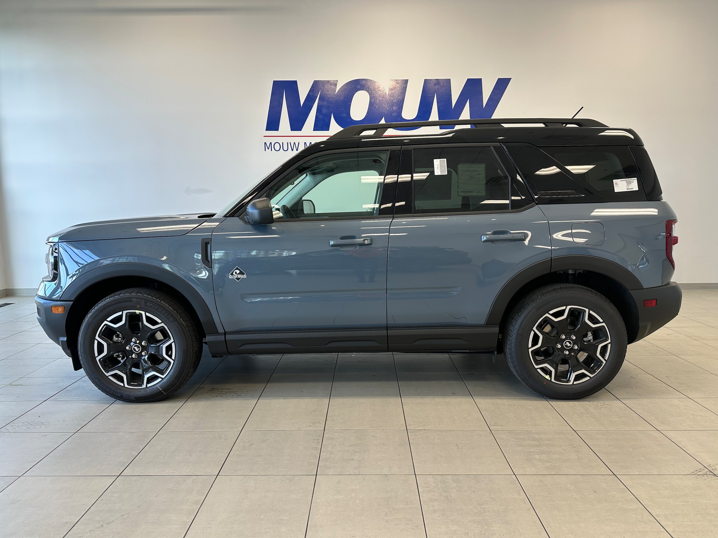 2025 Ford Bronco Sport Outer Banks's photo