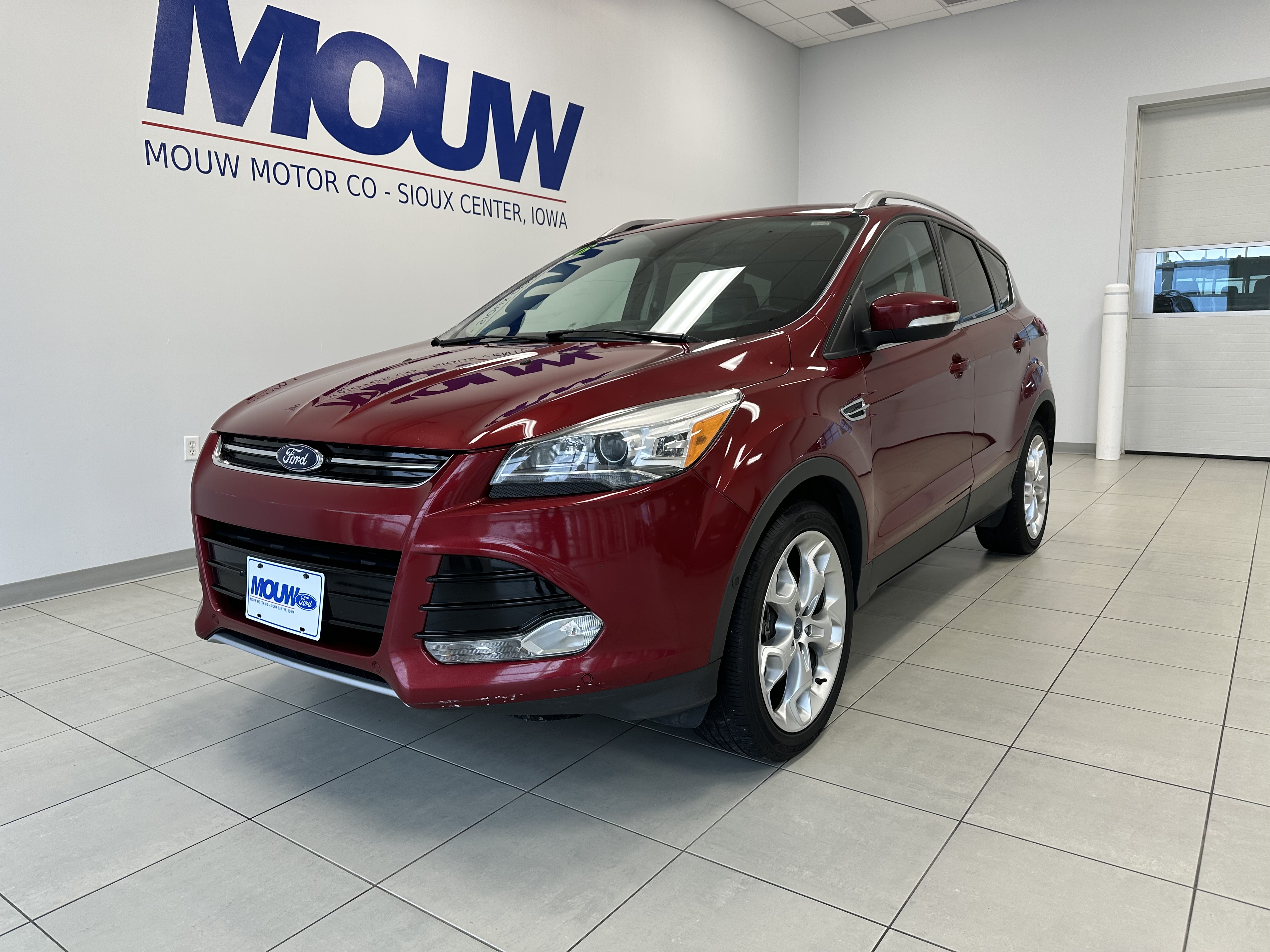 Used 2016 Ford Escape Titanium with VIN 1FMCU9JX3GUC11094 for sale in Sioux Center, IA