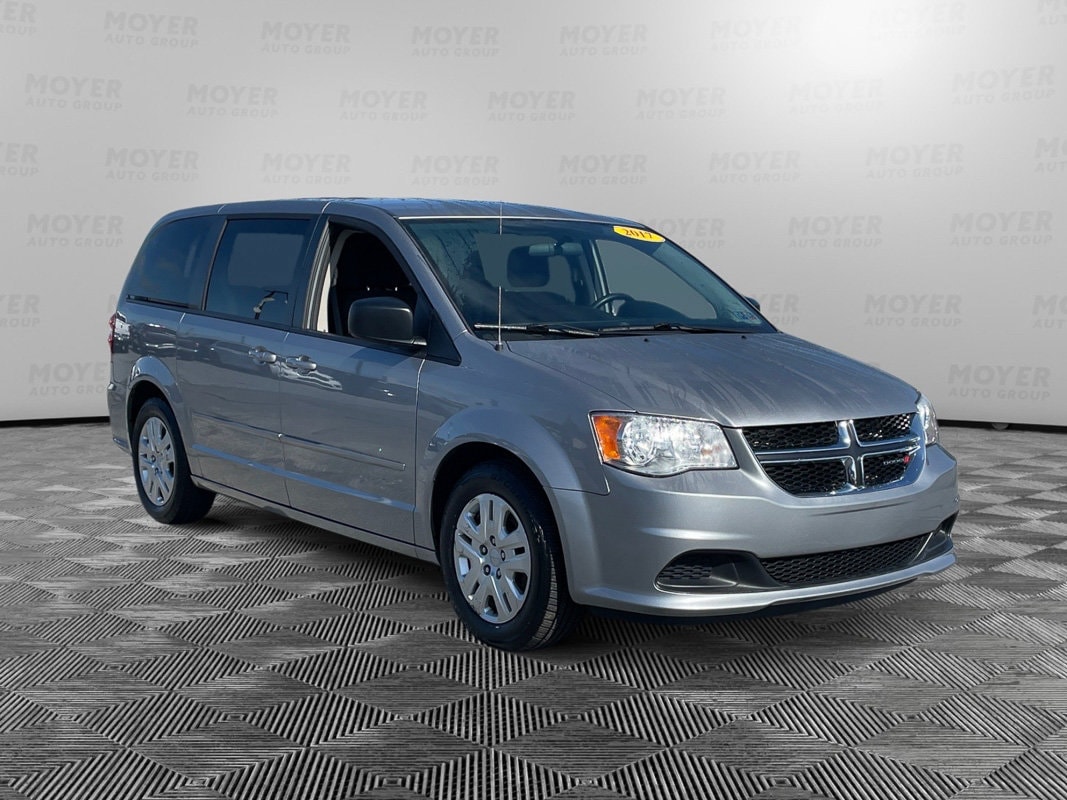 2017 DODGE Grand Caravan SE