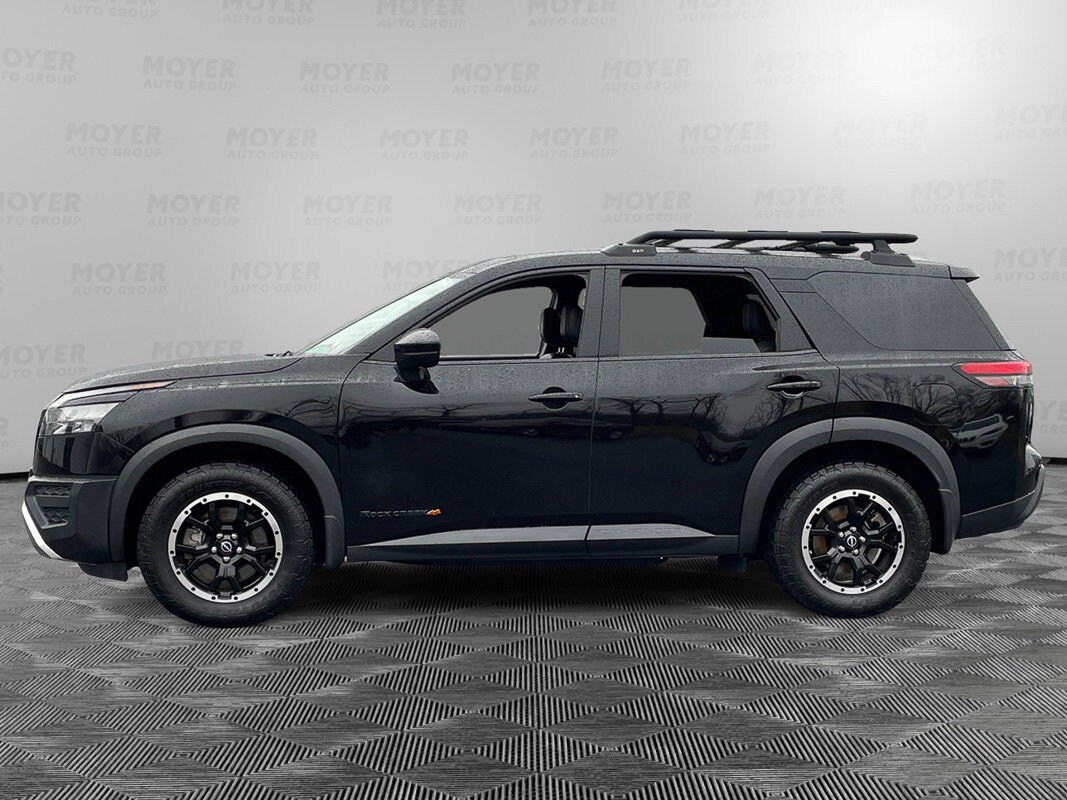 2023 Nissan Pathfinder Rock Creek photo 2