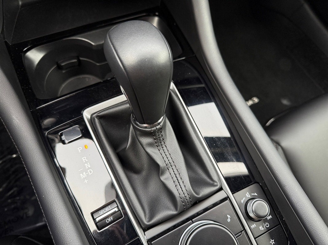 2025 Mazda Mazda3 Select Sport - Photo 14