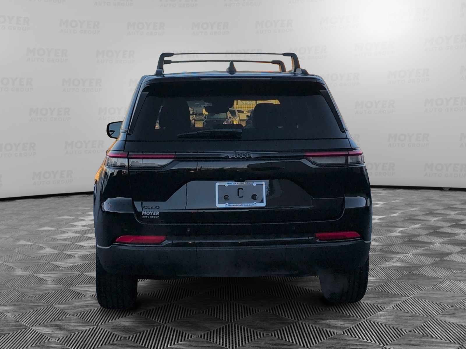 Used 2023 Jeep Grand Cherokee Altitude Altitude 4x4