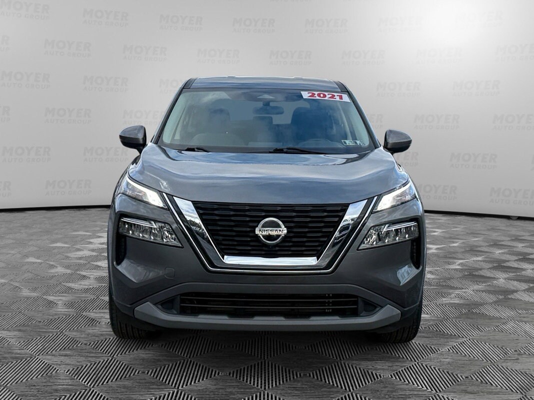 2021 Nissan Rogue SV photo 3