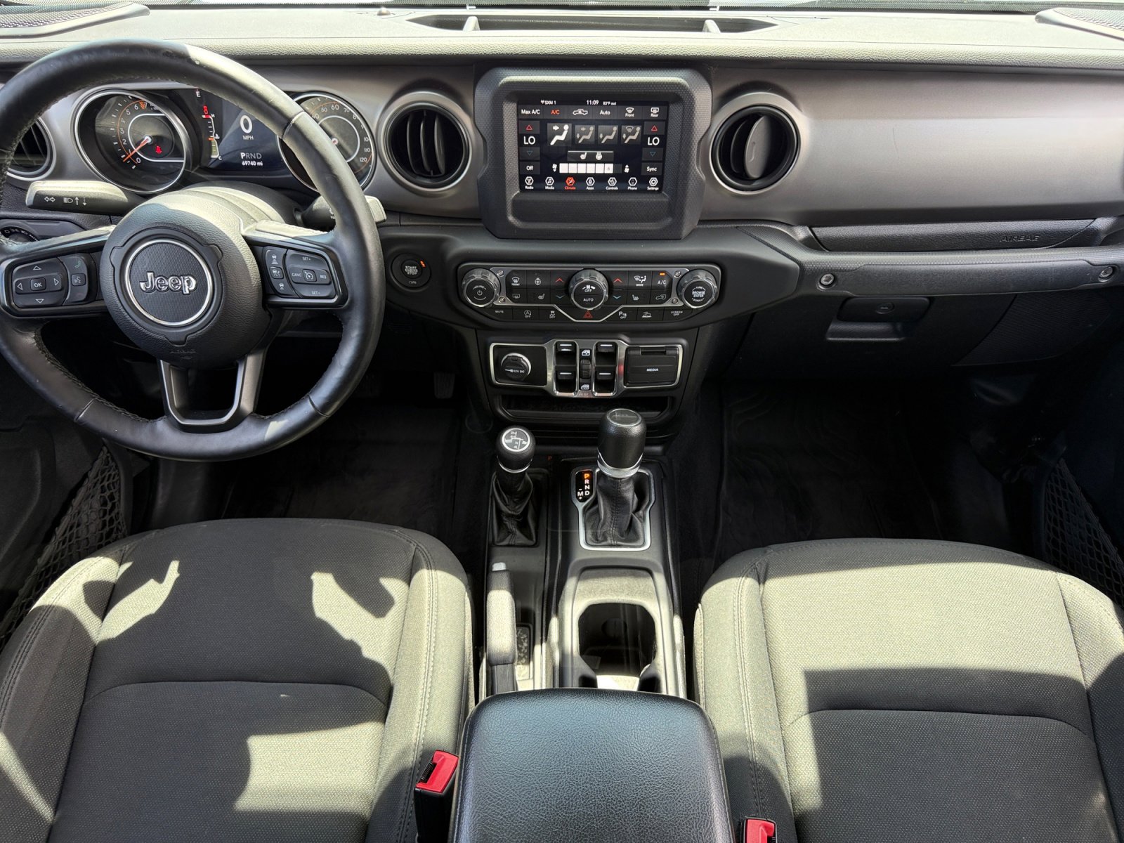 Photo 12