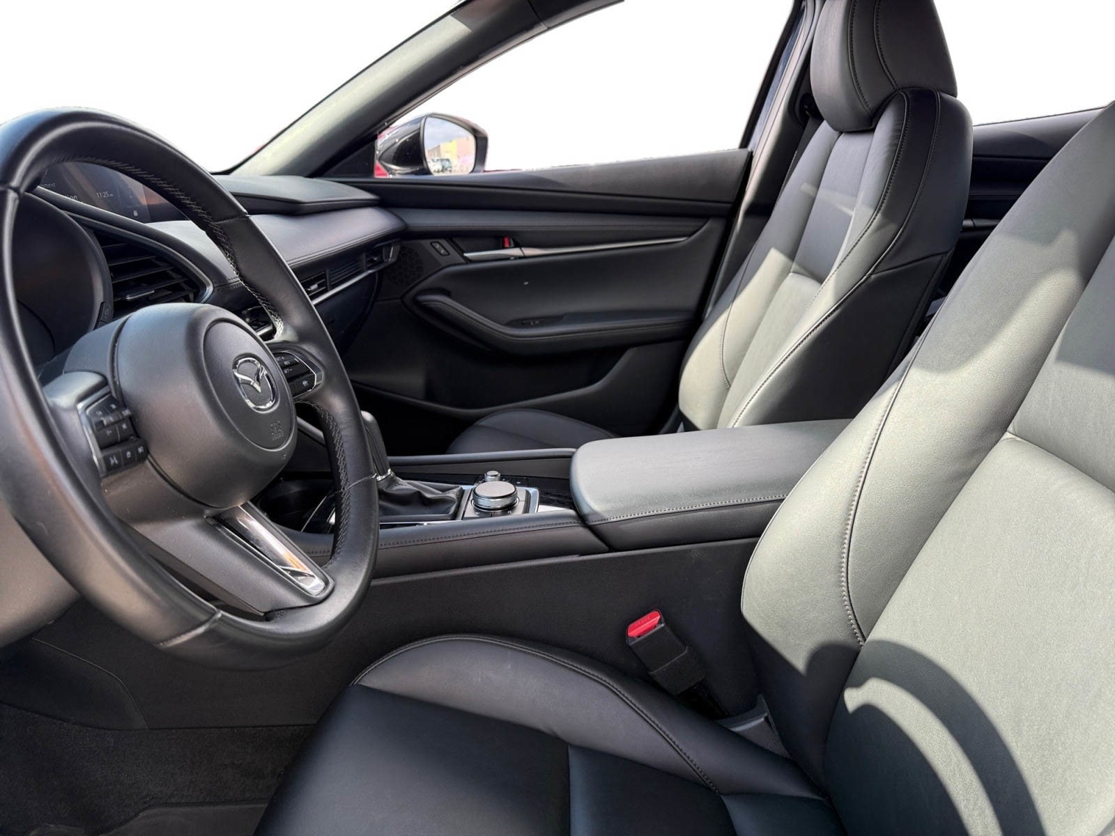 2025 Mazda Mazda3 Select Sport - Photo 9