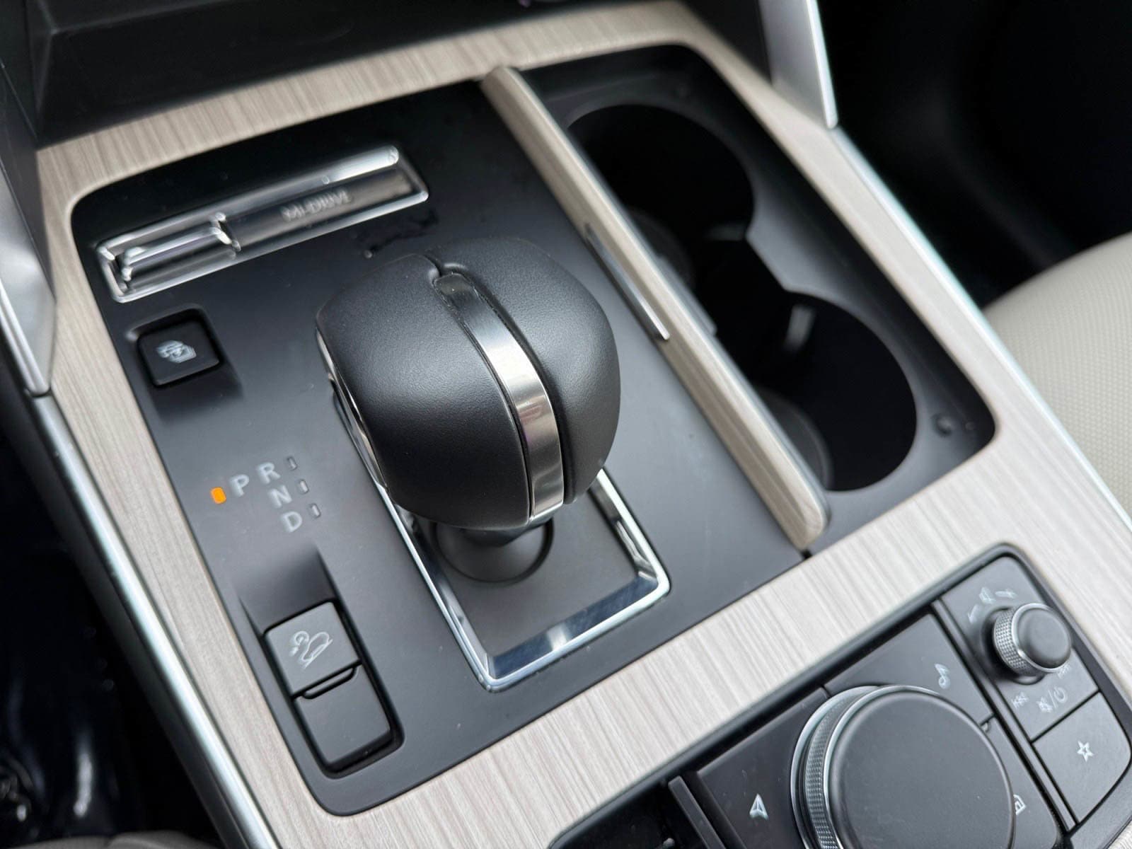 2025 Mazda CX-70 Premium Package - Photo 14