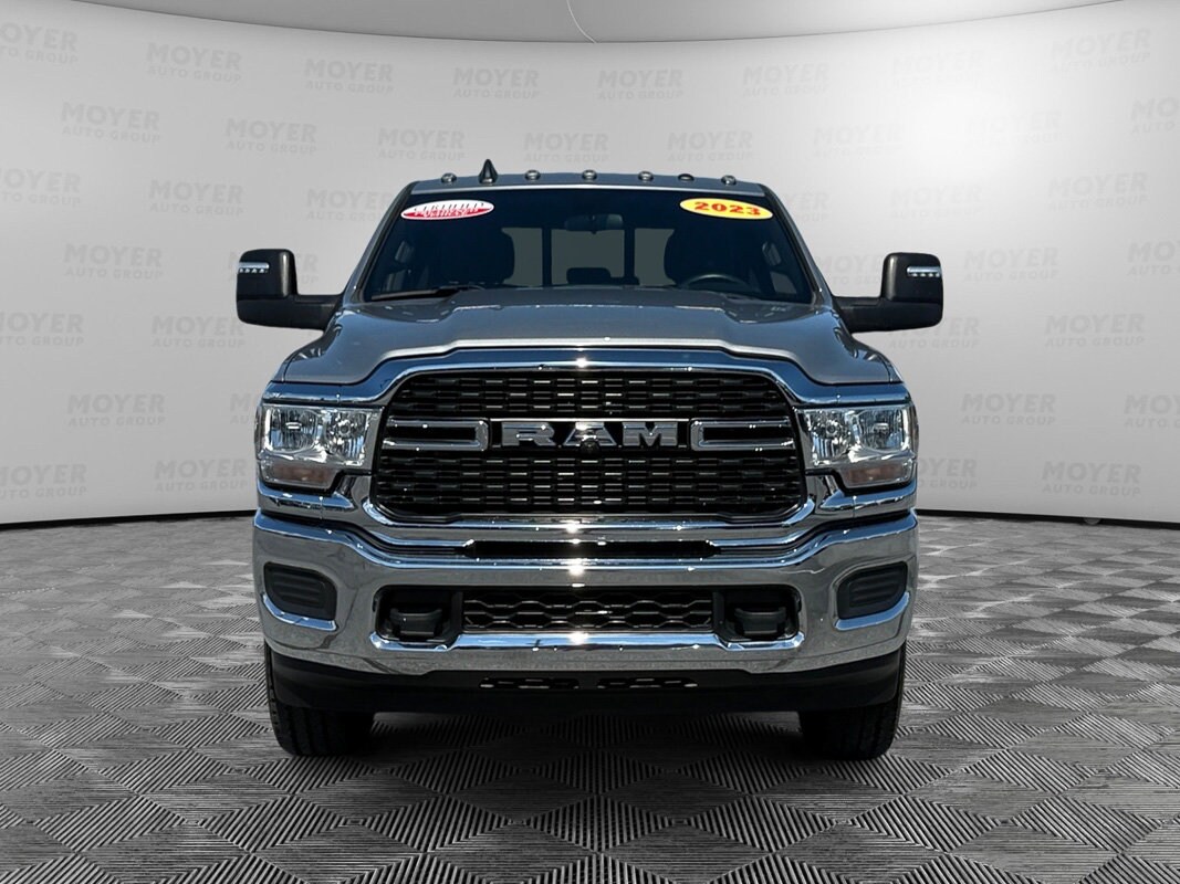 2023 Ram 2500 Tradesman photo 3