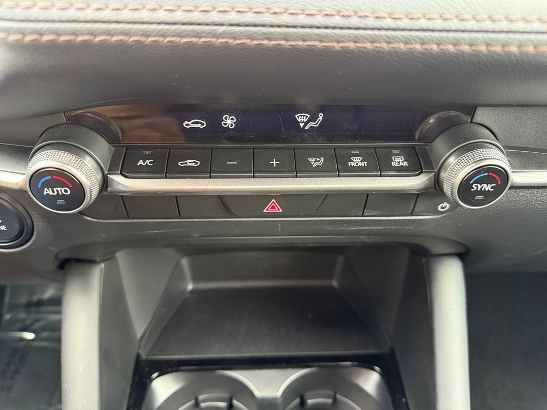 2025 Mazda Mazda3 Select Sport - Photo 15
