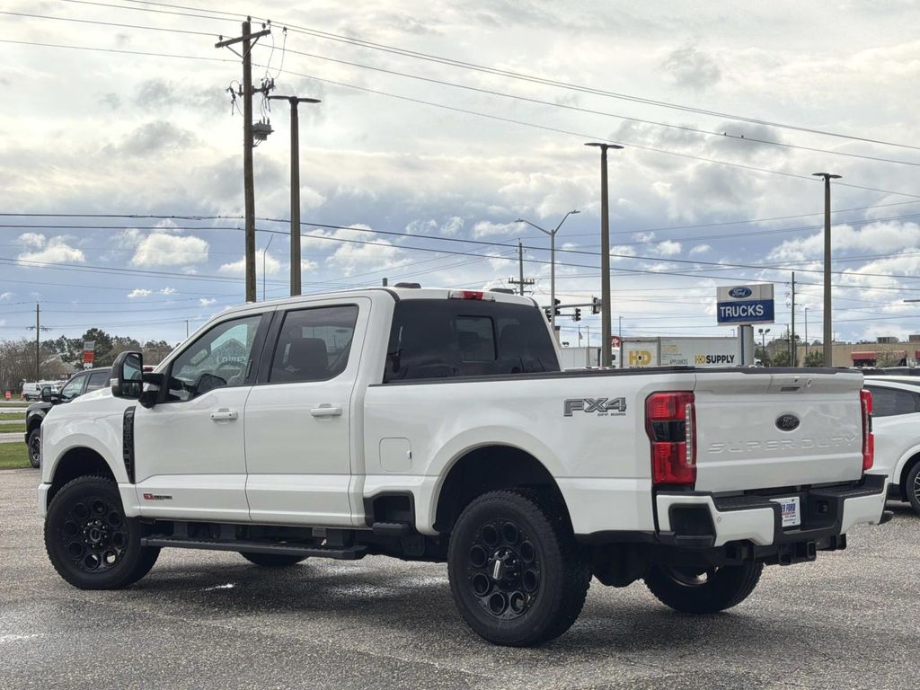 2026 Ford F-350 Super Duty Lariat - Photo 6