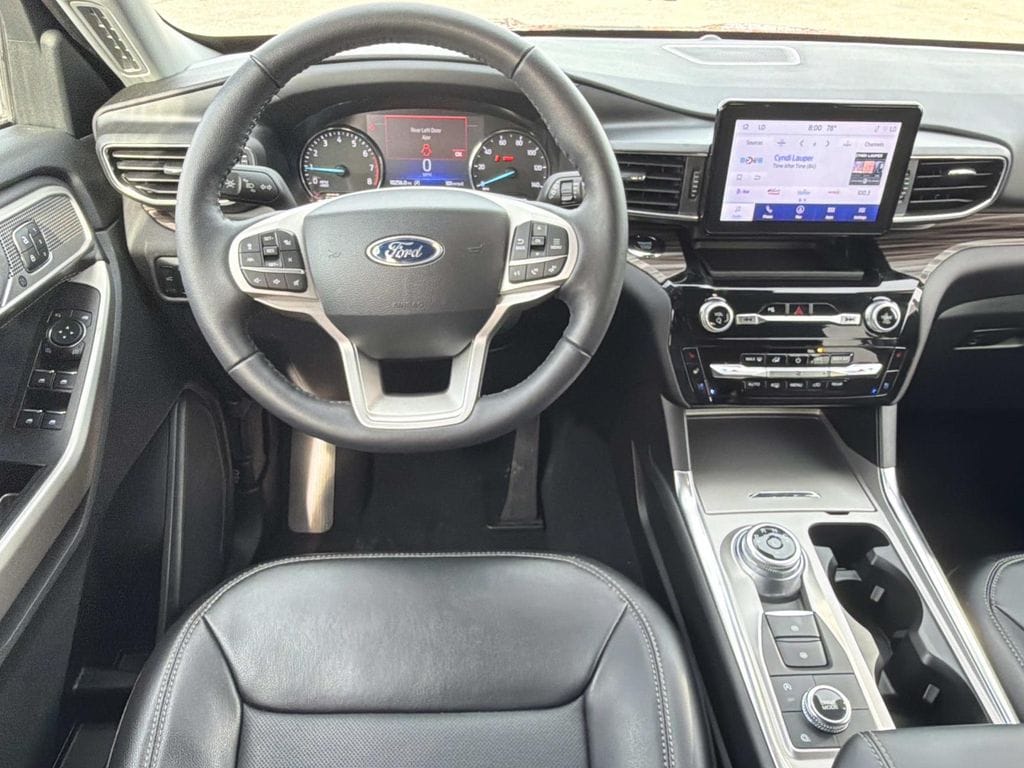 2023 Ford Explorer Limited - Photo 17