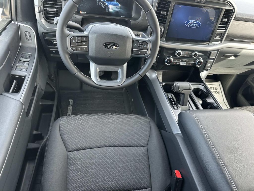 2026 Ford F-150 XLT - Photo 14