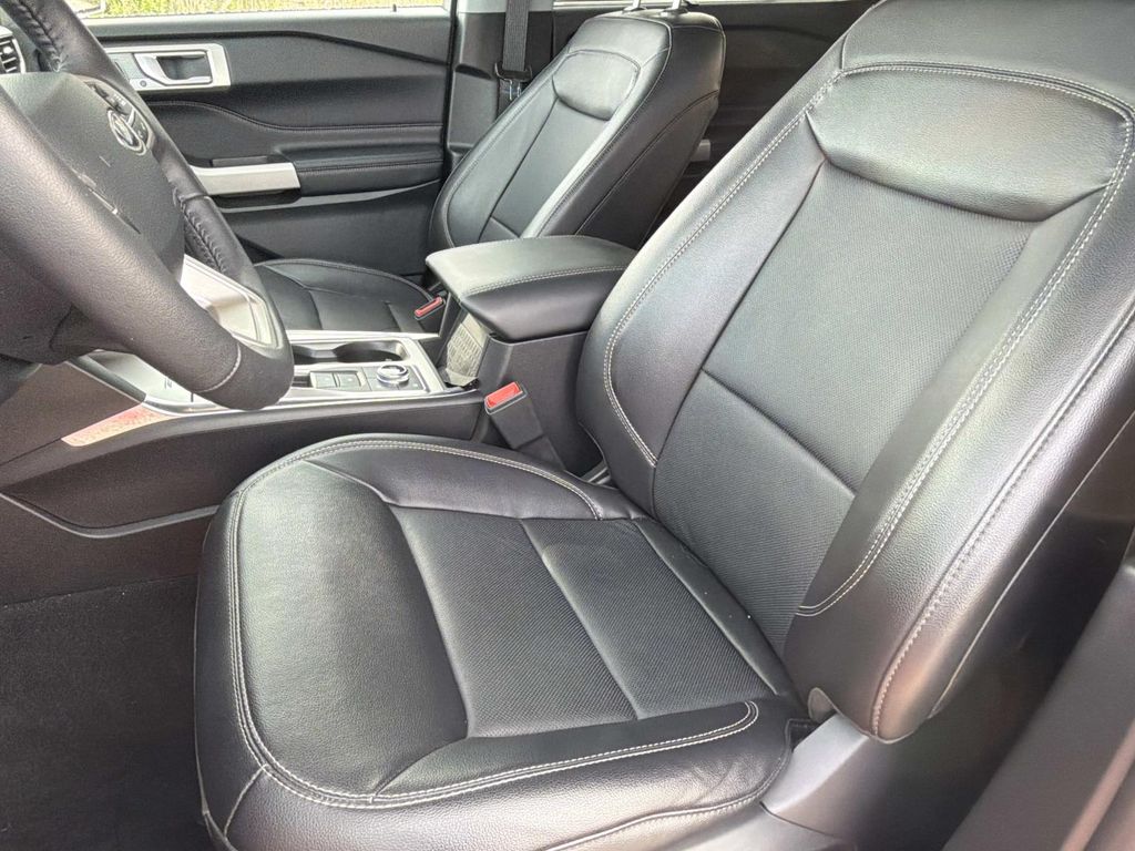 2023 Ford Explorer Limited - Photo 12