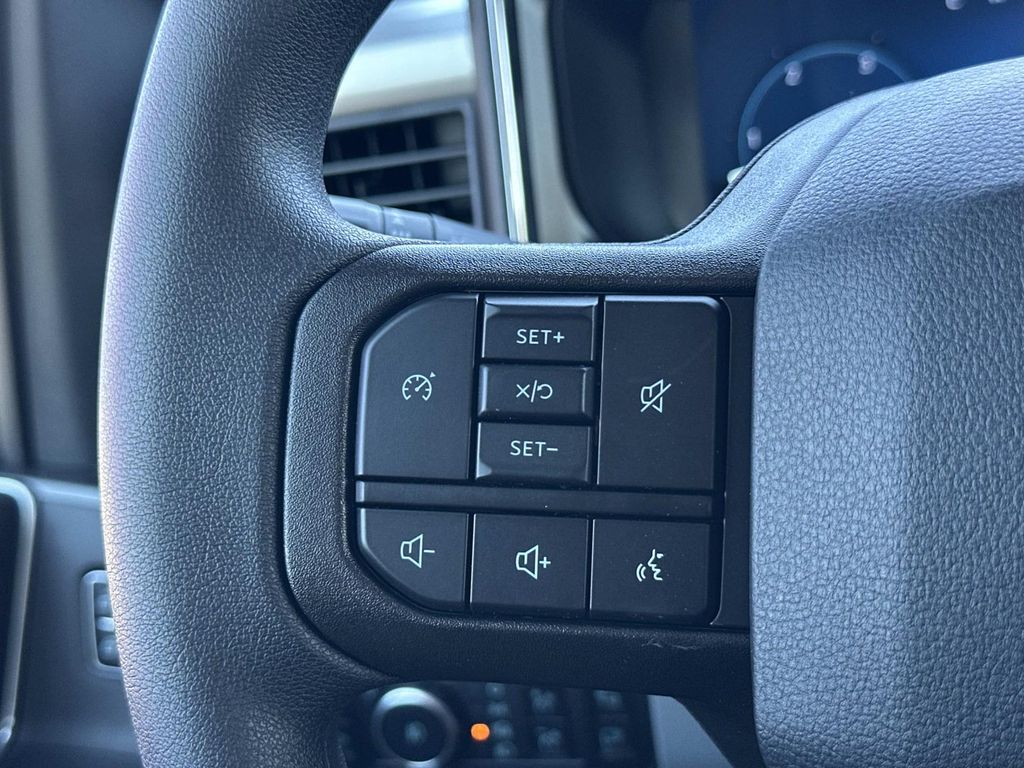 2026 Ford F-250 Super Duty XLT - Photo 15