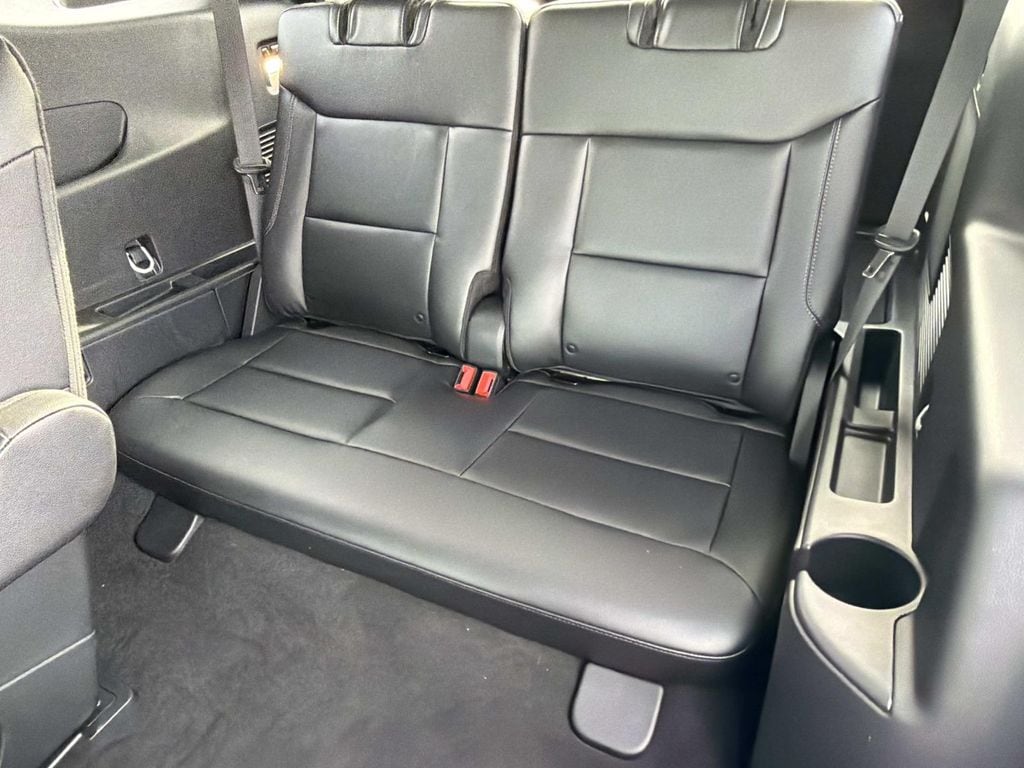 2023 Ford Explorer Limited - Photo 15