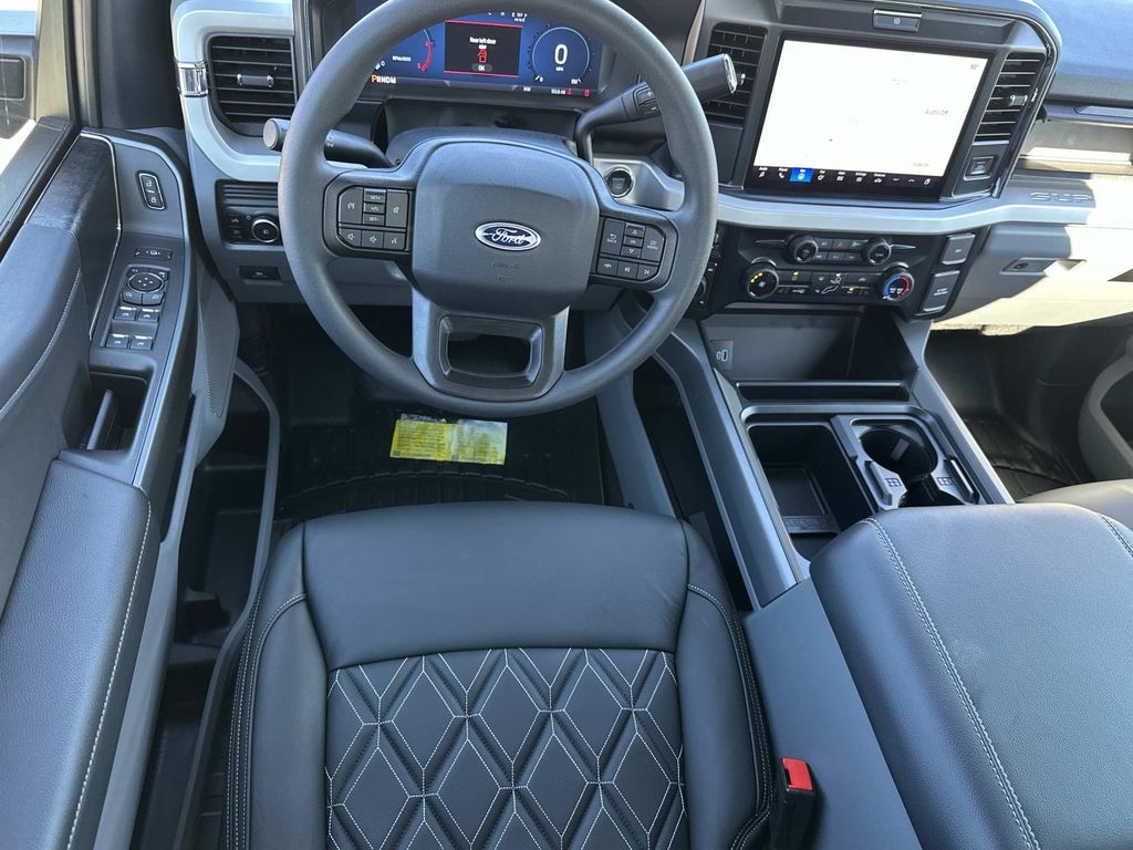 2026 Ford F-250 Super Duty XLT - Photo 13