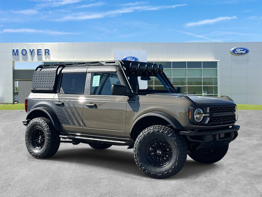 2025 Ford Bronco SUV 