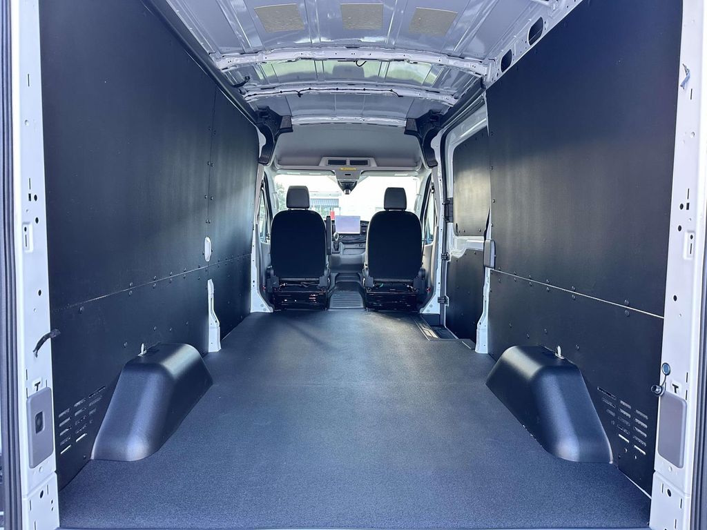 2026 Ford Transit Van Base - Photo 9