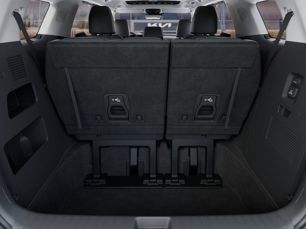 2025 Kia Carnival SX Prestige - Photo 8