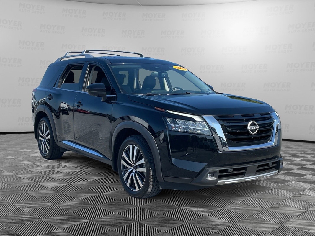 2022 NISSAN Pathfinder Platinum