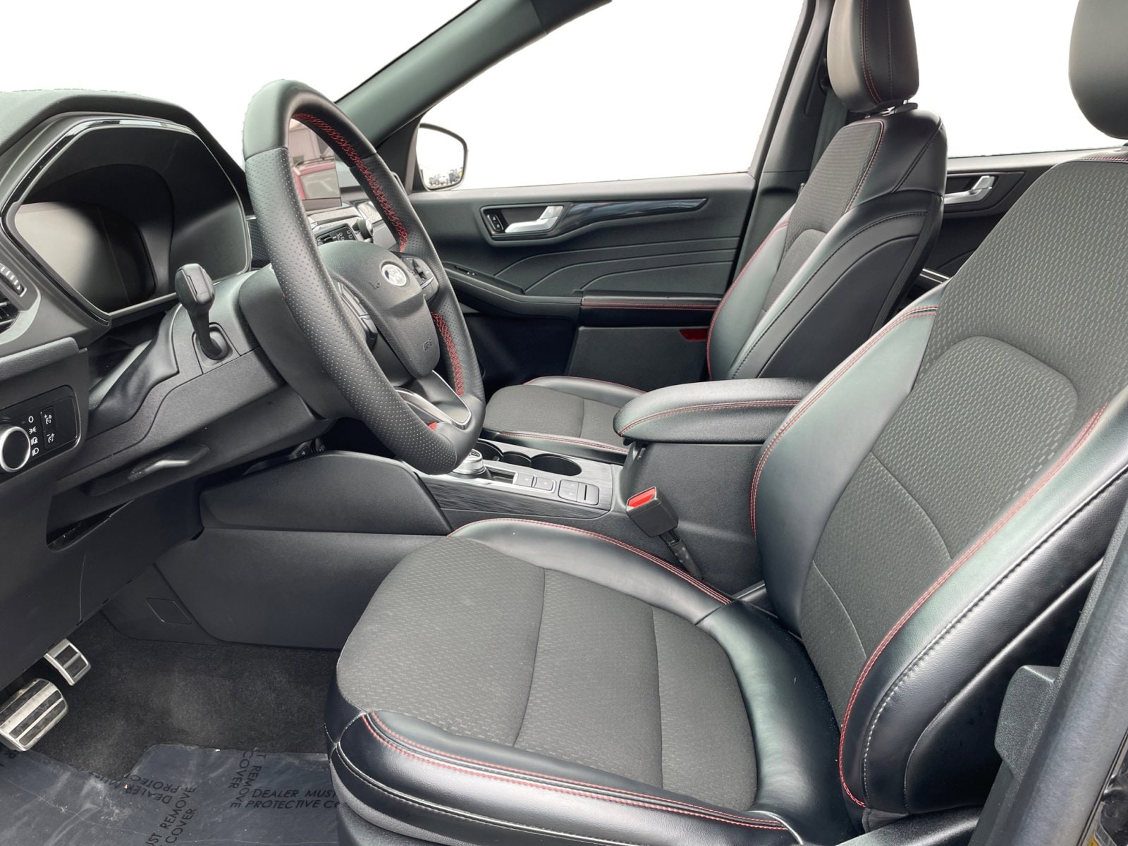 2024 Ford Escape ST-Line - Photo 9