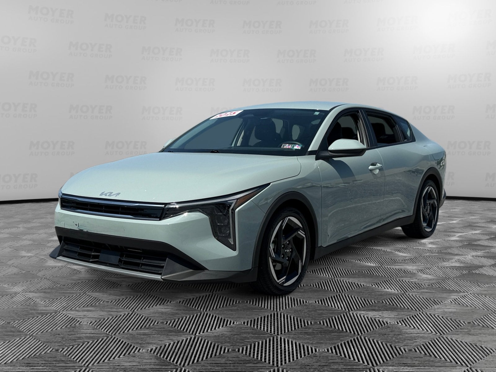 2025 Kia K4 EX AT's photo