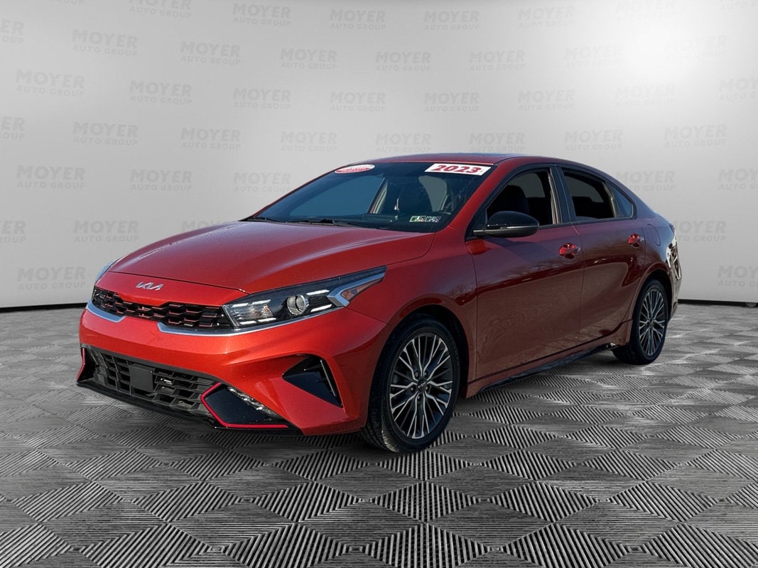 2023 Kia Forte GT-Line's photo