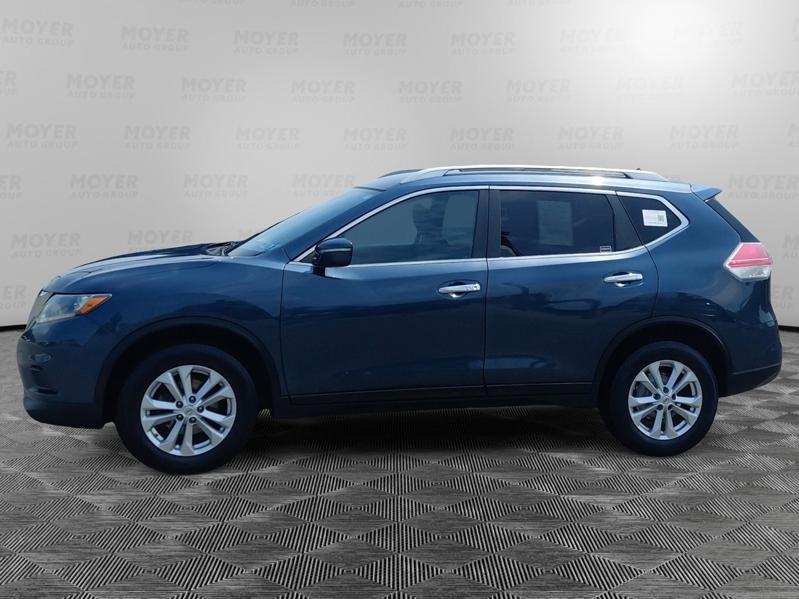 Used 2014 Nissan Rogue SV with VIN 5N1AT2MV1EC835572 for sale in Lebanon, PA