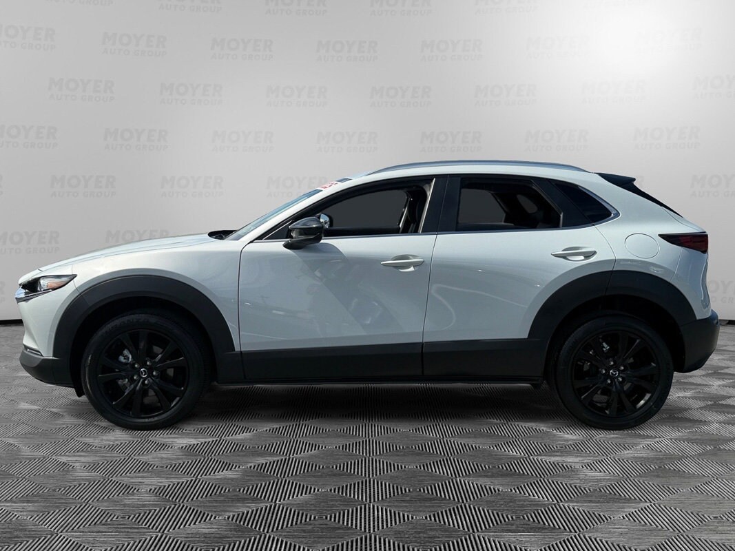 2025 Mazda CX-30 2.5 Select Sport photo 2