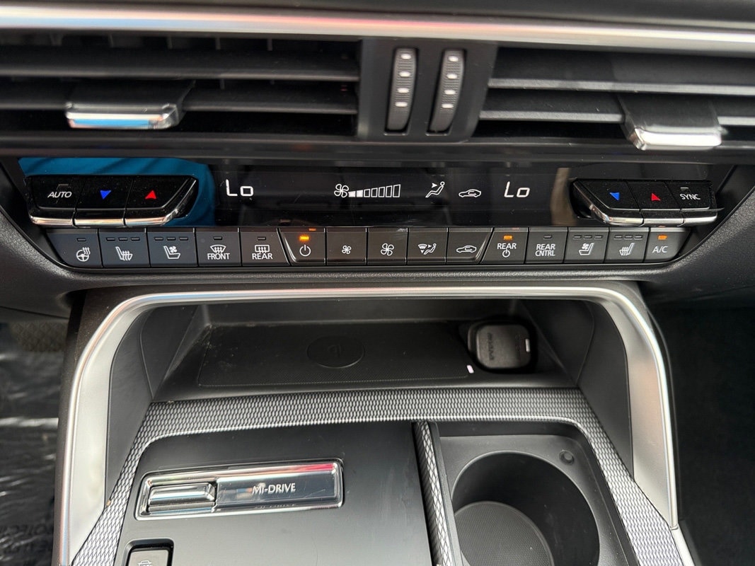 2024 Mazda CX-90 Premium Plus Package - Photo 17