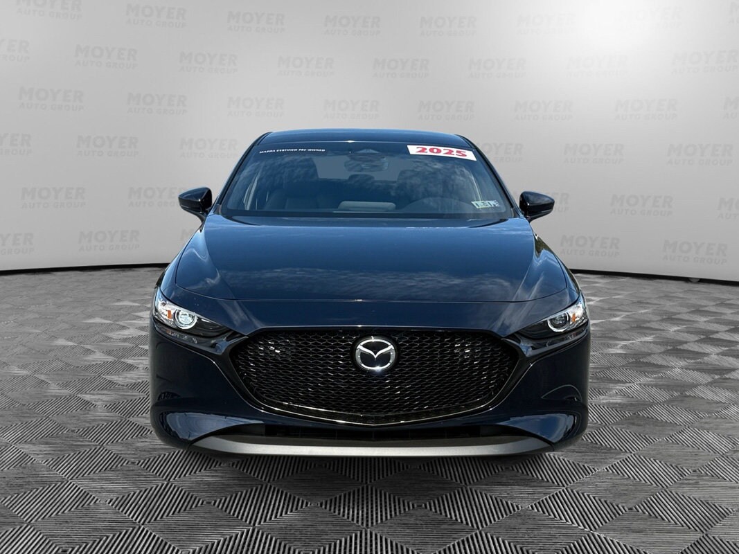 2025 Mazda Mazda3 Hatchback 2.5 Select Sport photo 3