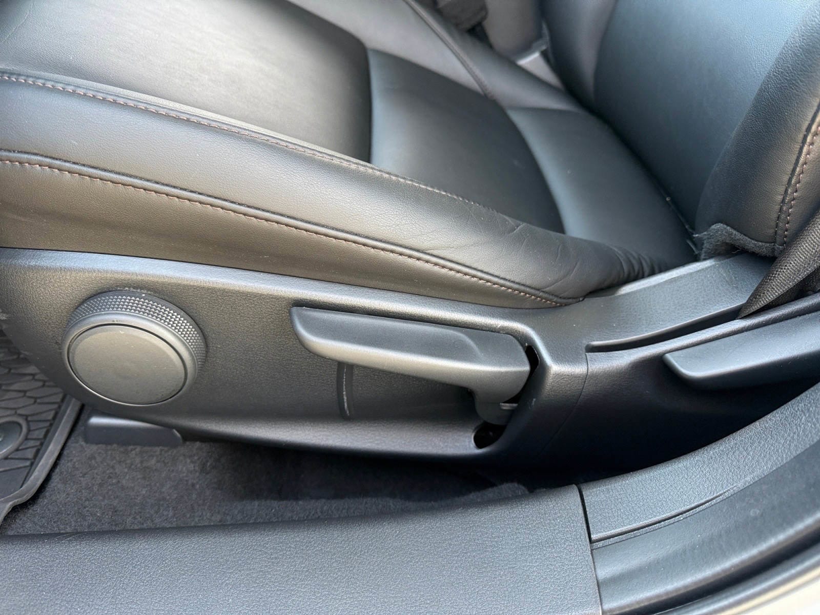 2025 Mazda Mazda3 Select Sport - Photo 10