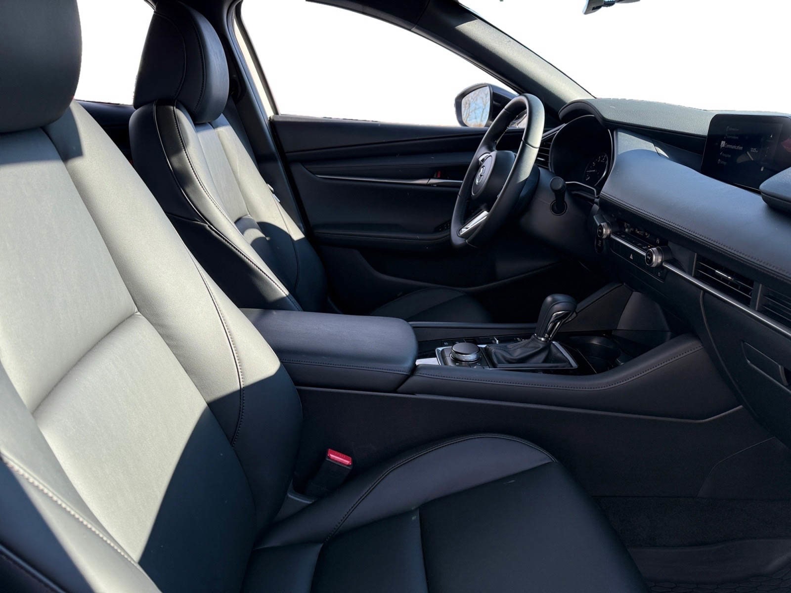 2025 Mazda Mazda3 Select Sport - Photo 16