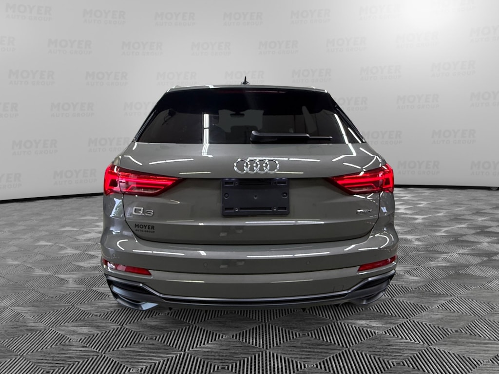 Used 2022 Audi Q3 S line Premium S line Premium 45 TFSI quattro