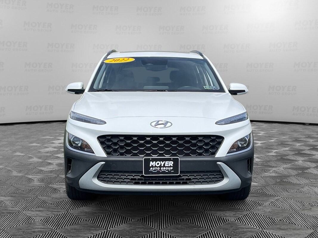 2022 Hyundai Kona SEL photo 4