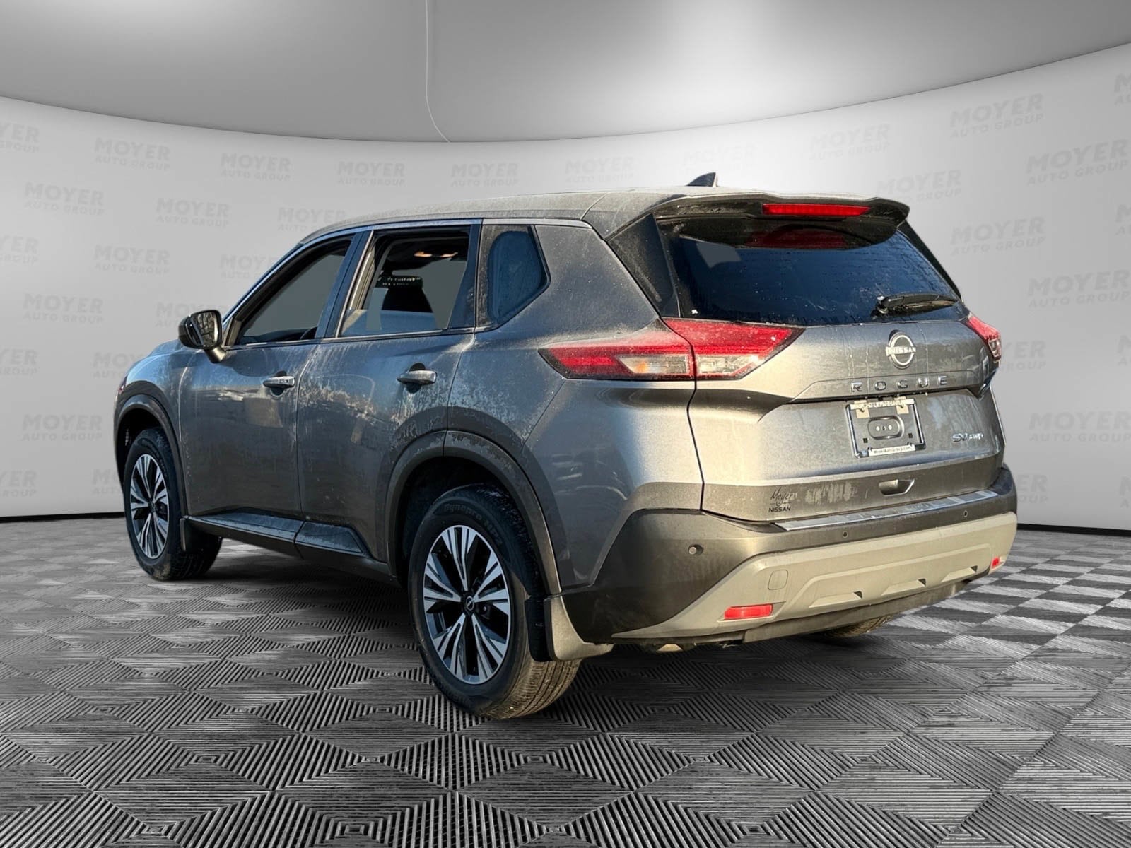 2023 Nissan Rogue SV - Photo 5
