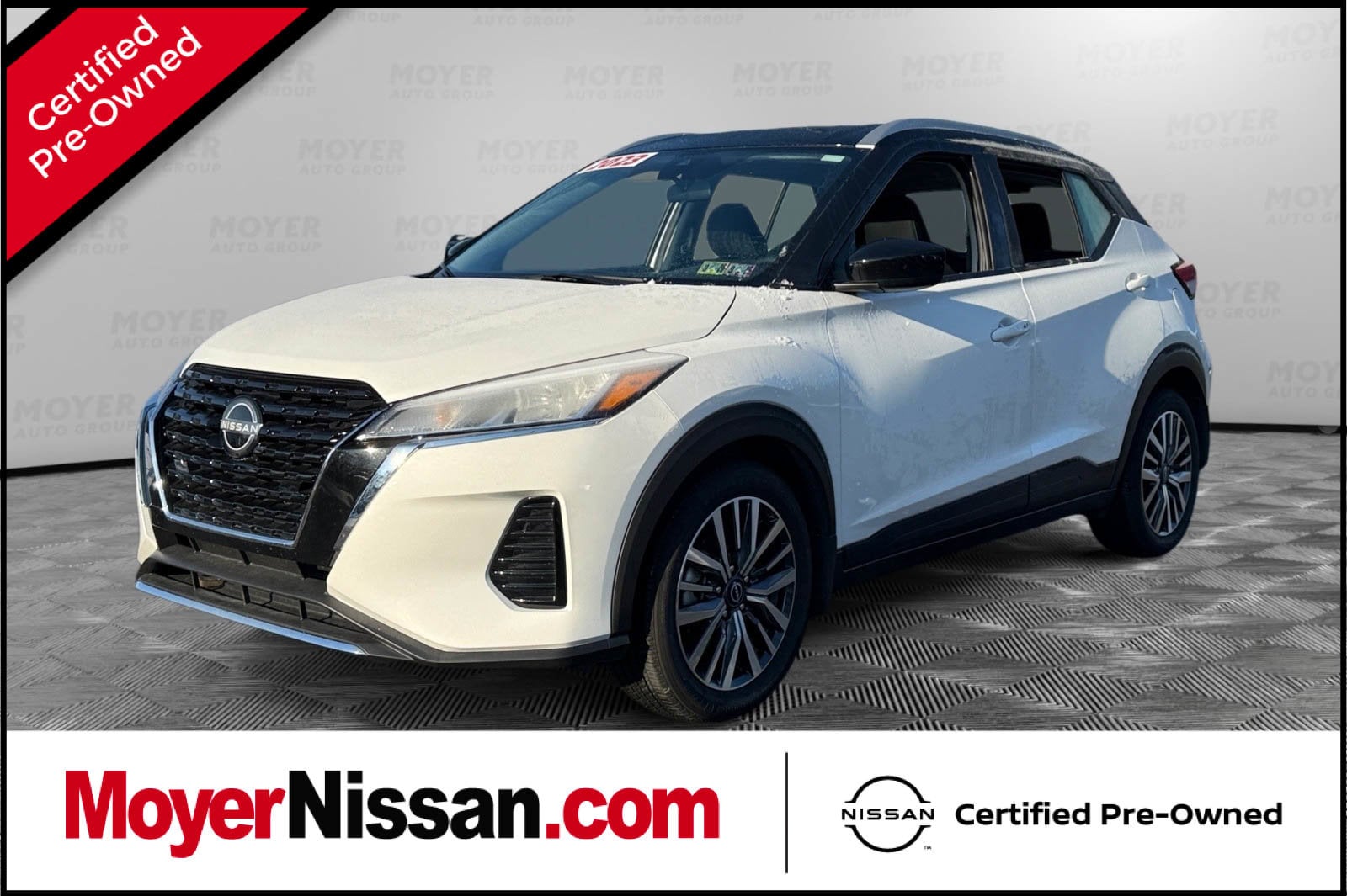 2023 Nissan Kicks SV's photo