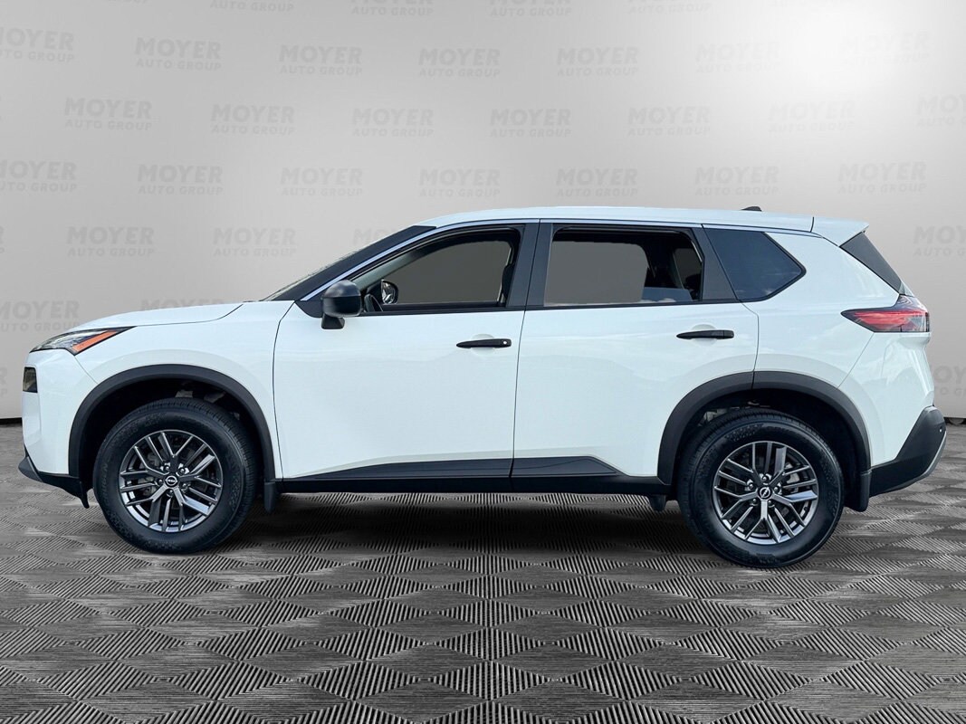 2023 Nissan Rogue S photo 2