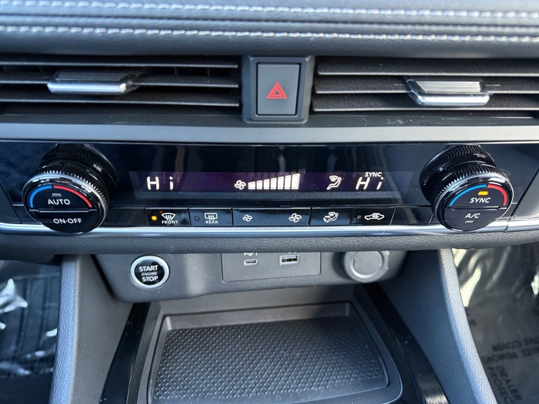 2023 Nissan Rogue SV - Photo 15