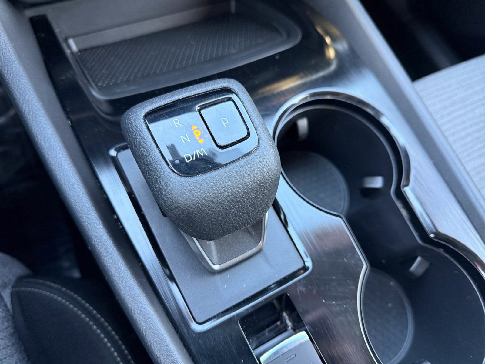 2023 Nissan Rogue SV - Photo 14