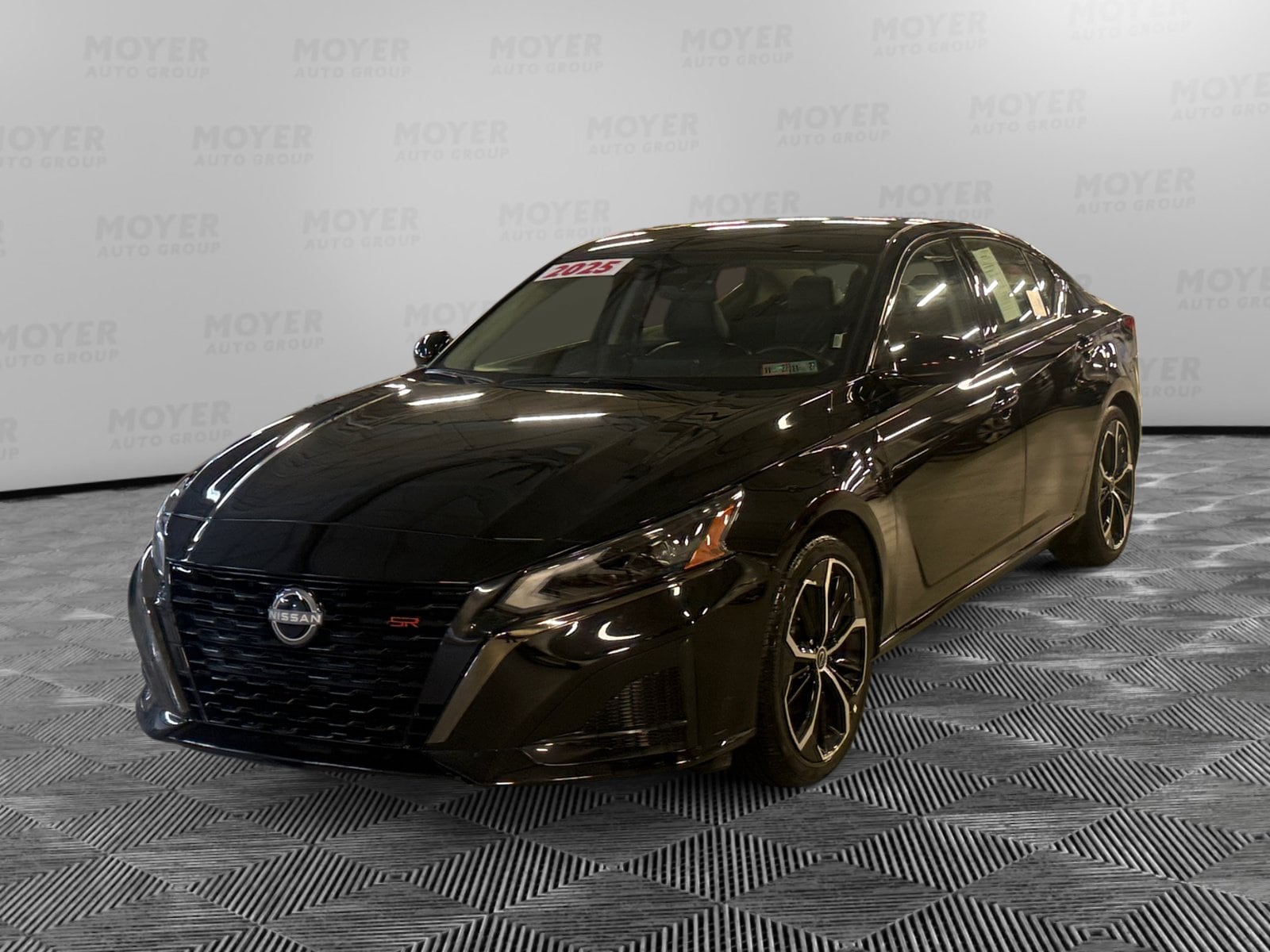 2025 Nissan Altima SR