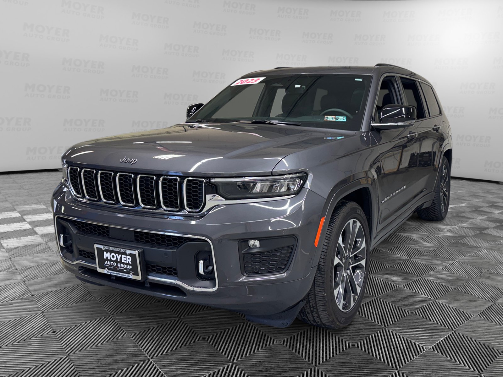 Used 2023 Jeep Grand Cherokee L Overland SUV