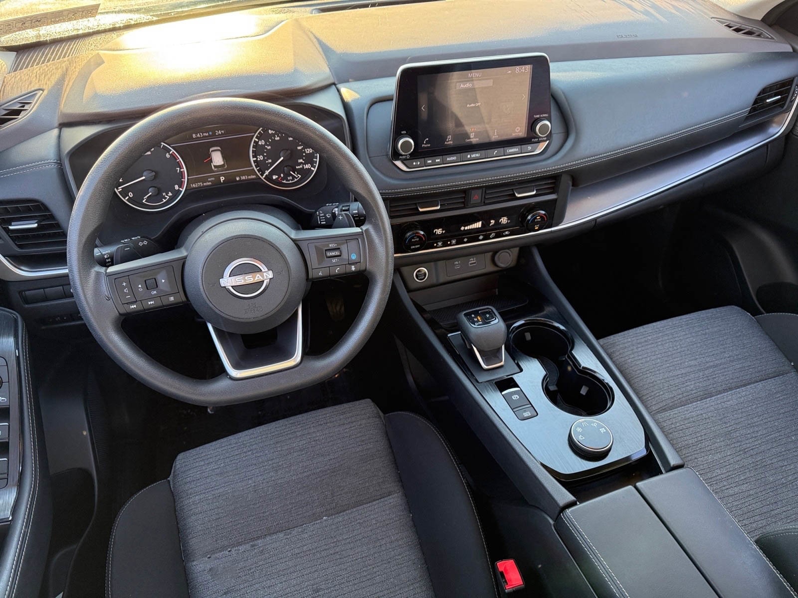 2023 Nissan Rogue SV - Photo 11