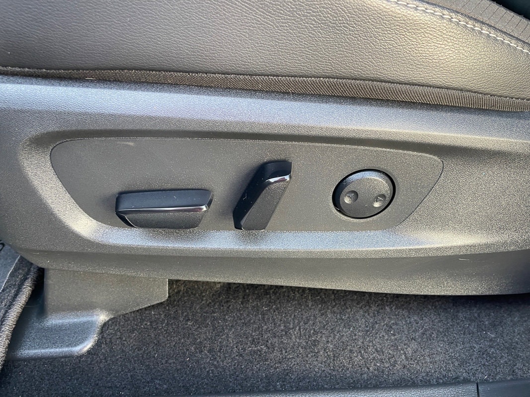 2024 Nissan Pathfinder SL - Photo 12